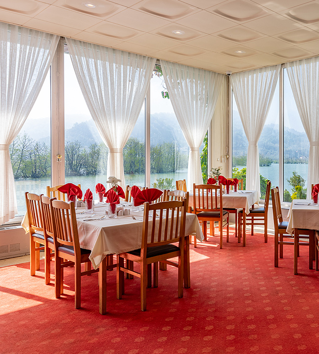 espinas_astara_khayyam_gallery02